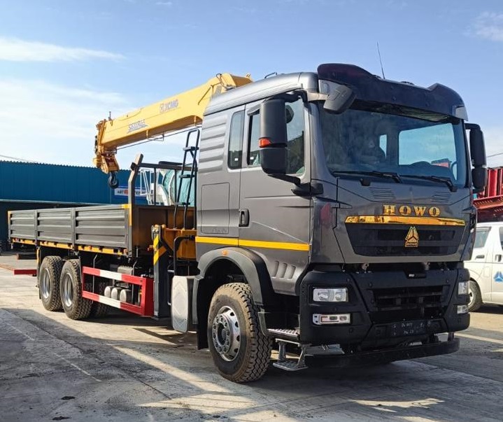 КМУ XCMG 15 т на шасси HOWO T5G